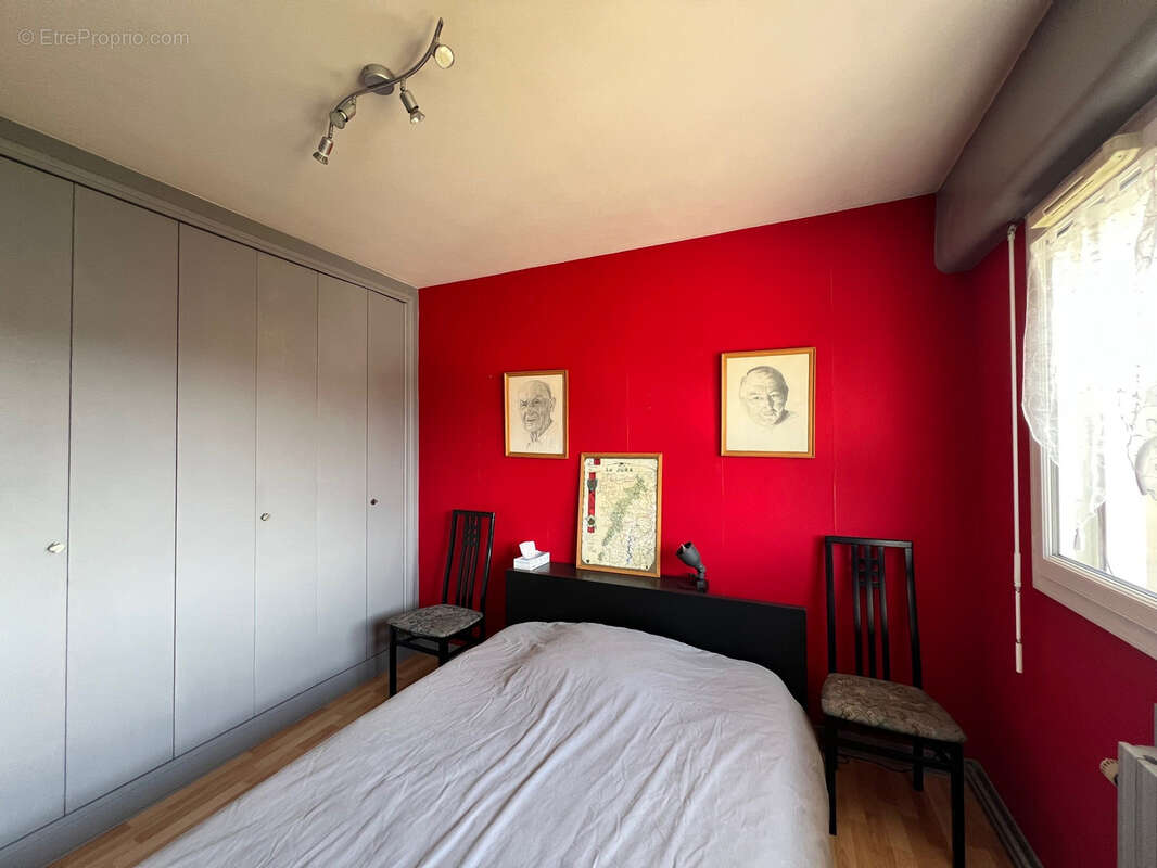 Maison à VILLENEUVE-LE-ROI