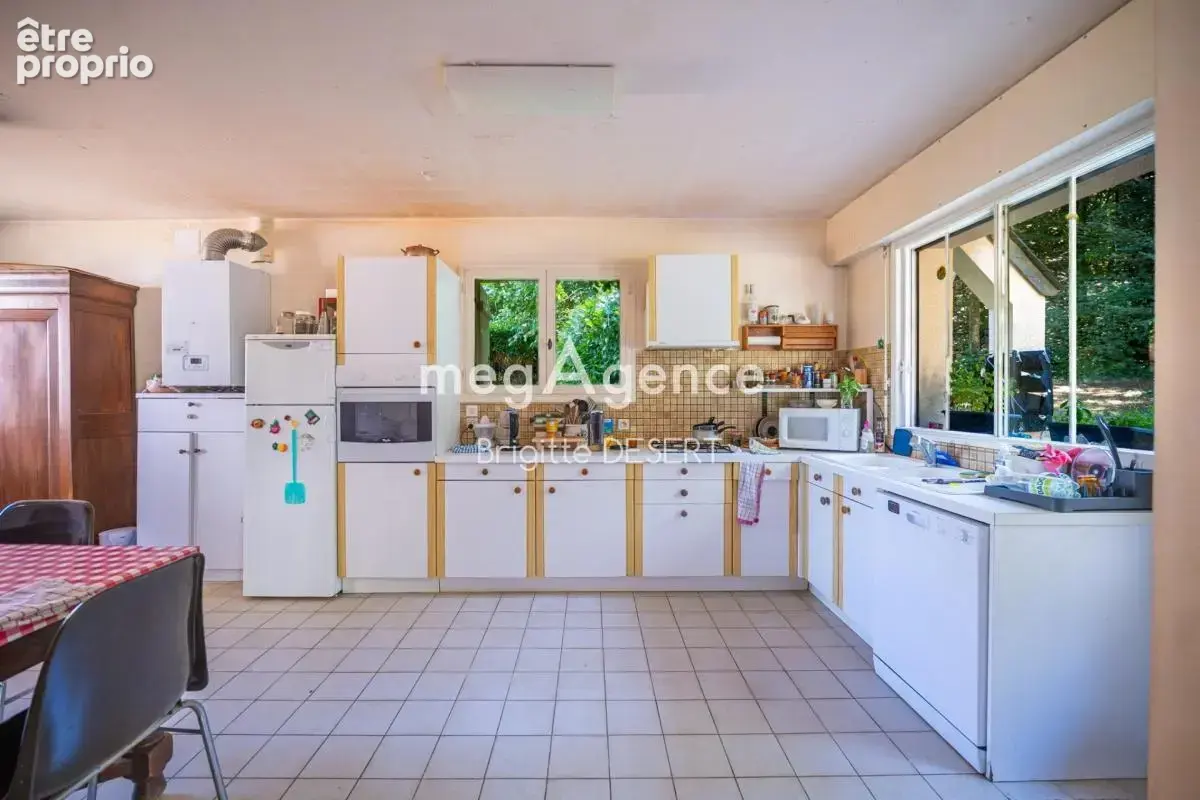 Maison de Maître à rénover sur 10 hectares boisés - photo 8