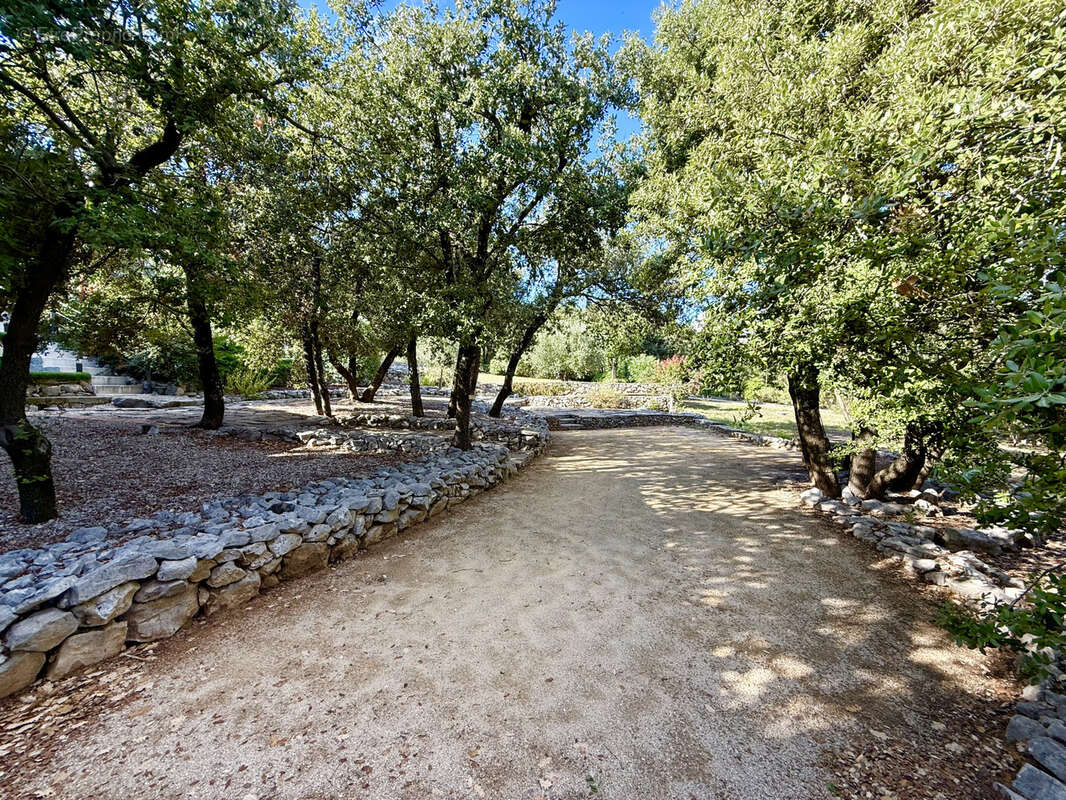 Maison à SAINT-MARTIN-DE-LONDRES