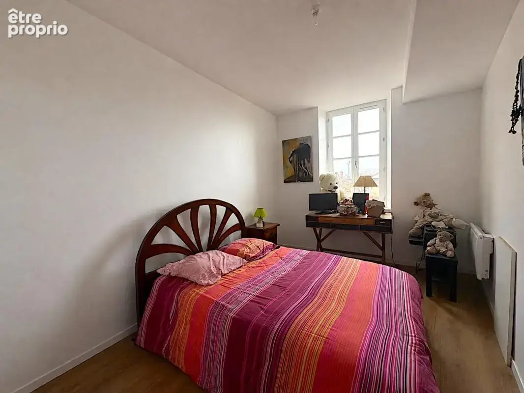 Appartement 3 pièces 73m2 entierement renové avec terrasse, quartier historique de la ville - photo 9