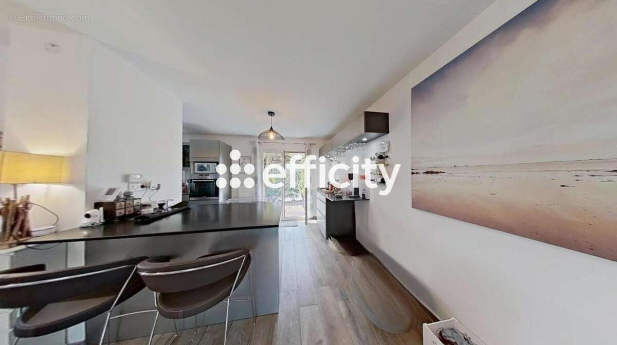 Maison à VILLE-LA-GRAND