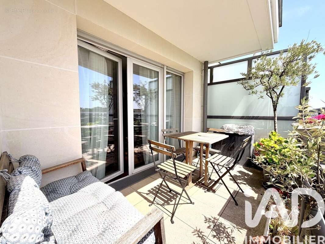 Appartement 62 m² à Chatenay-Malabry  - photo 2