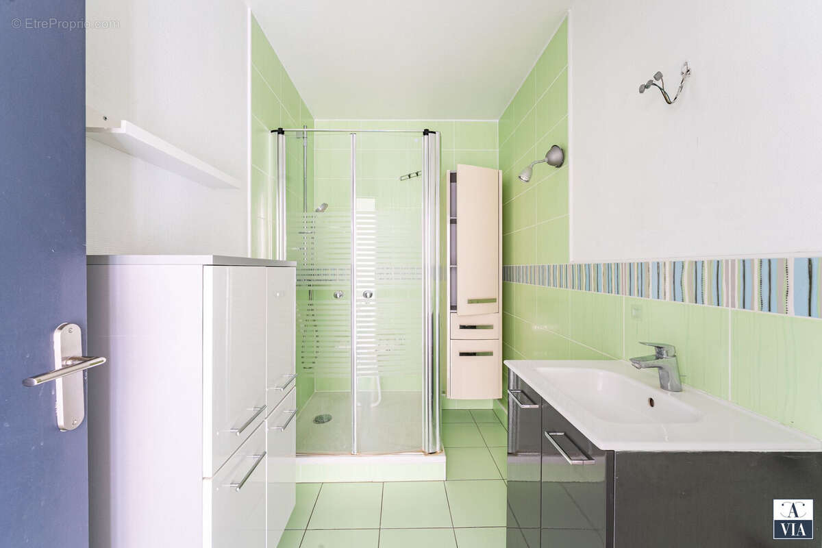 salle d&#039;eau - Appartement à SCHILTIGHEIM