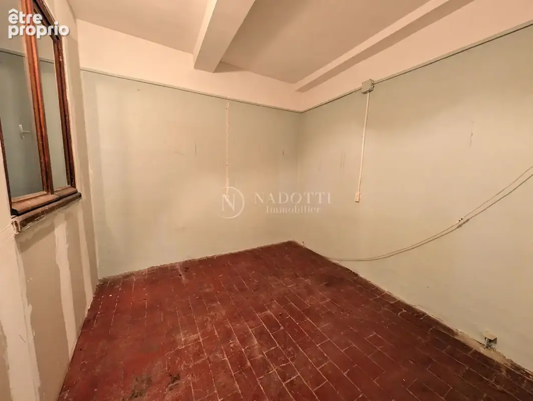 A VENDRE à Cadenet, Maison de ville 125m2 avec garage à rénover - photo 9