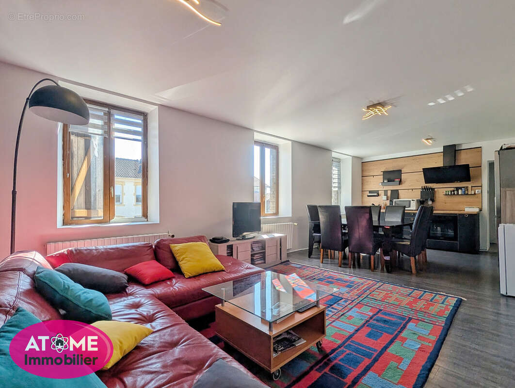 Appartement à AUBOUE