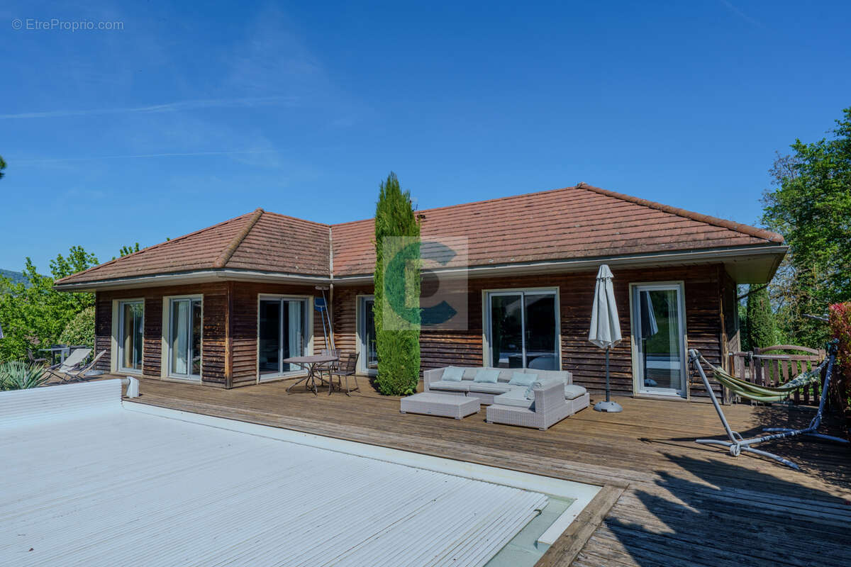 Maison à AMANCY