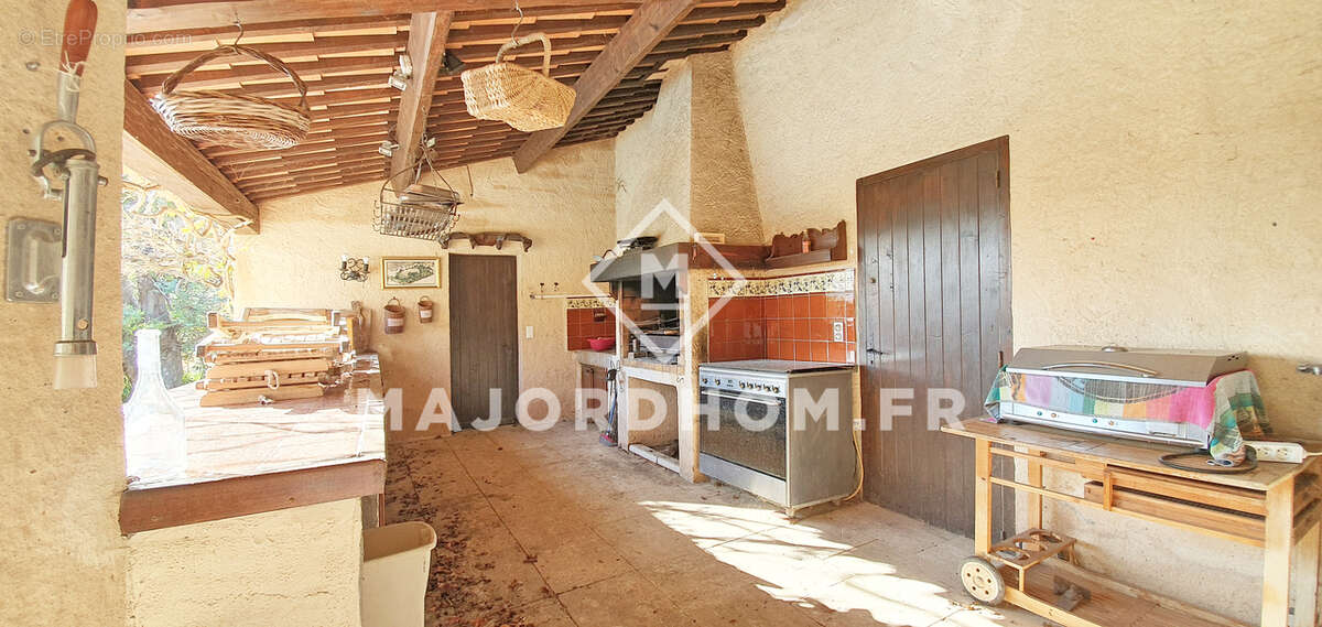 Maison à LE CASTELLET