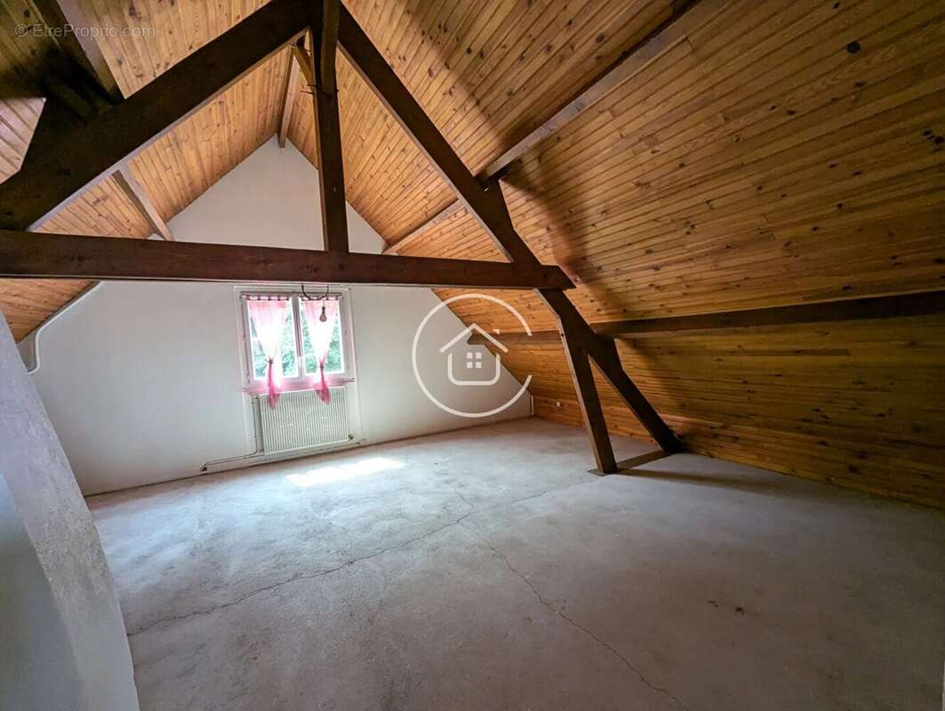 Maison 6 pièces à vendre à Cellettes - 185 000 € - photo 12