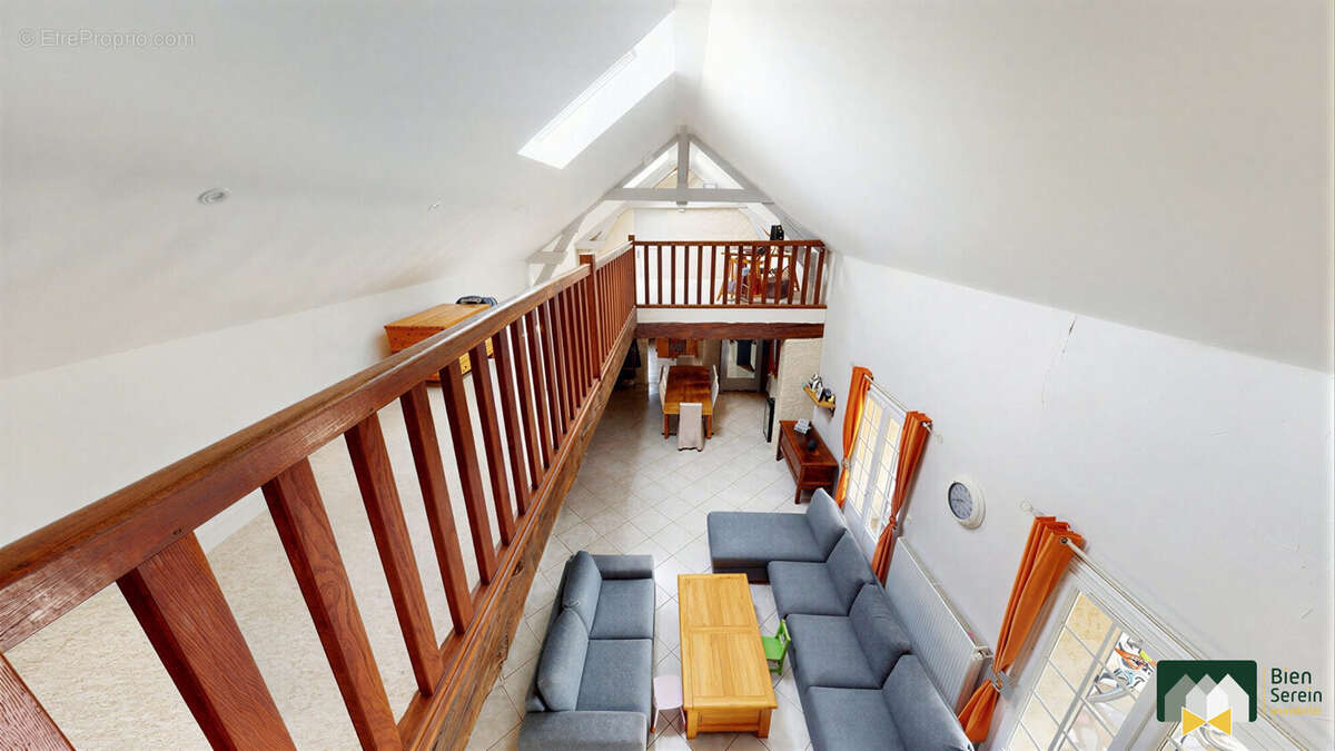 Maison à LUPLANTE