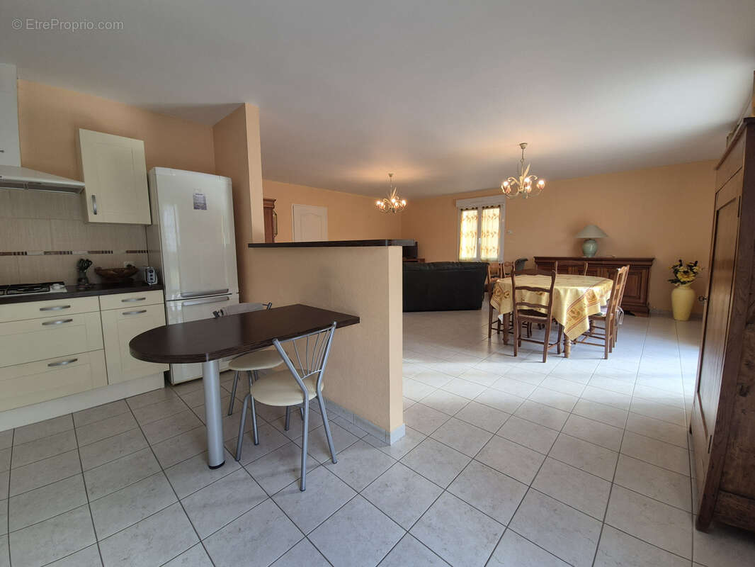 Maison à SABLE-SUR-SARTHE