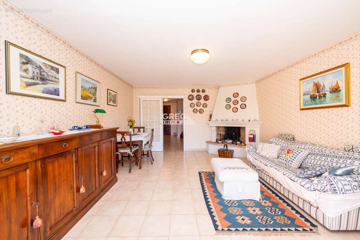 Maison à VILLENEUVE-LOUBET