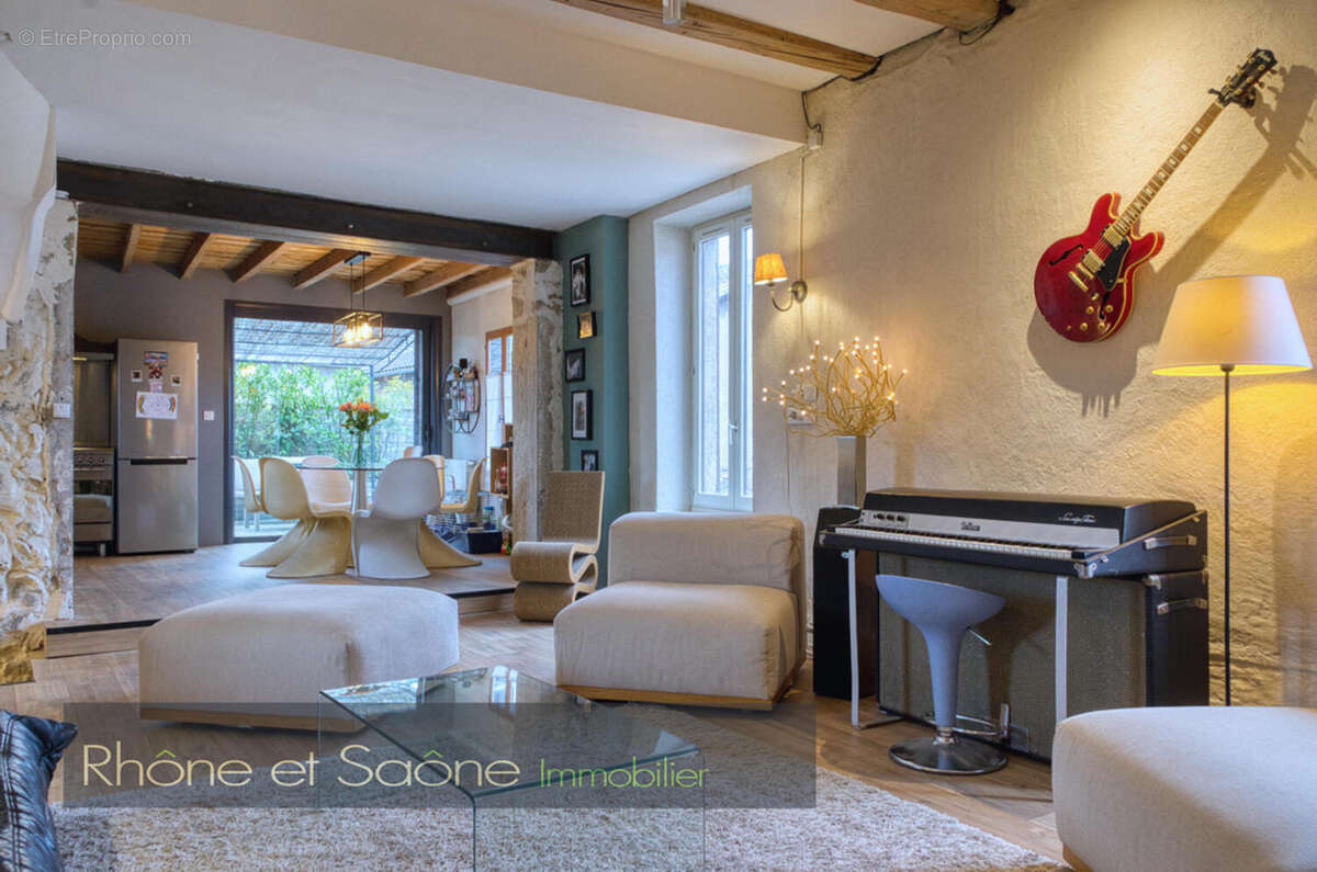 Photo 2 - Maison à ECULLY