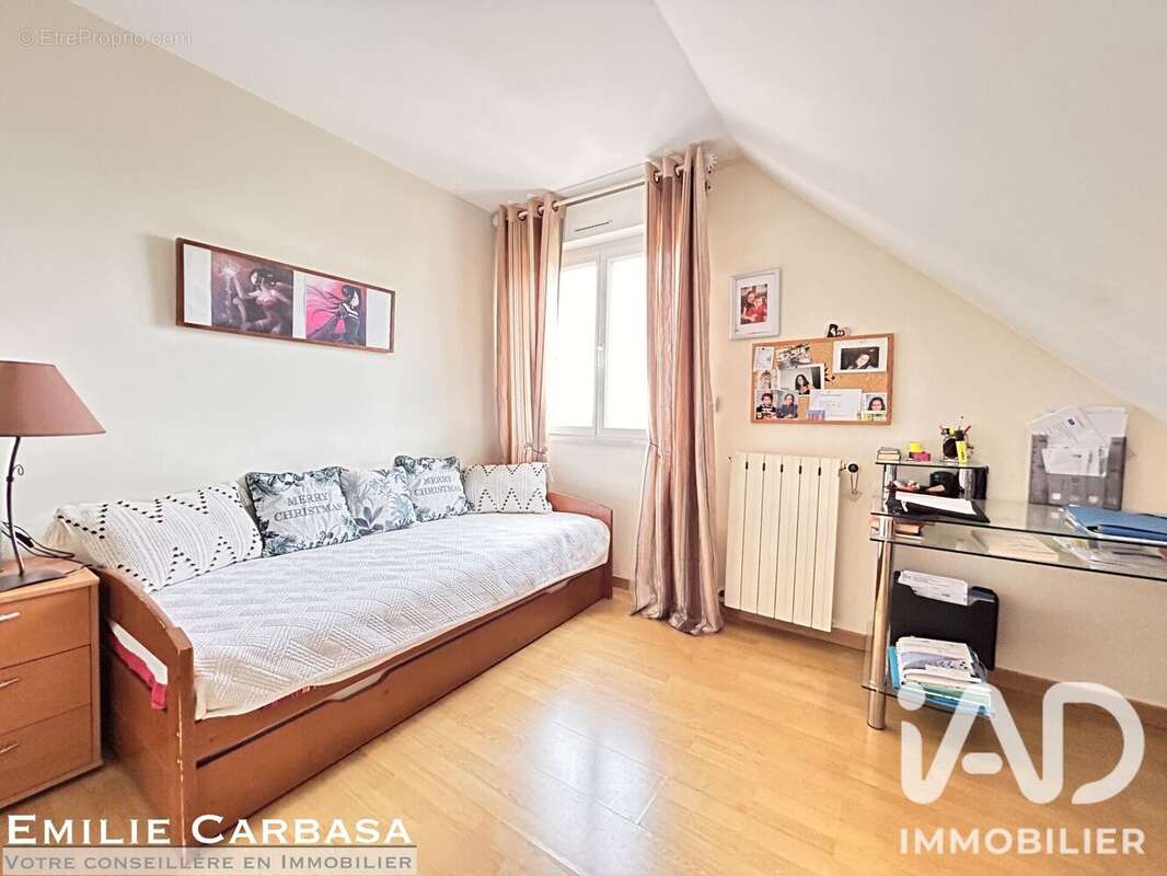 Maison 158 m² à Corbeil-Essonnes  - photo 7