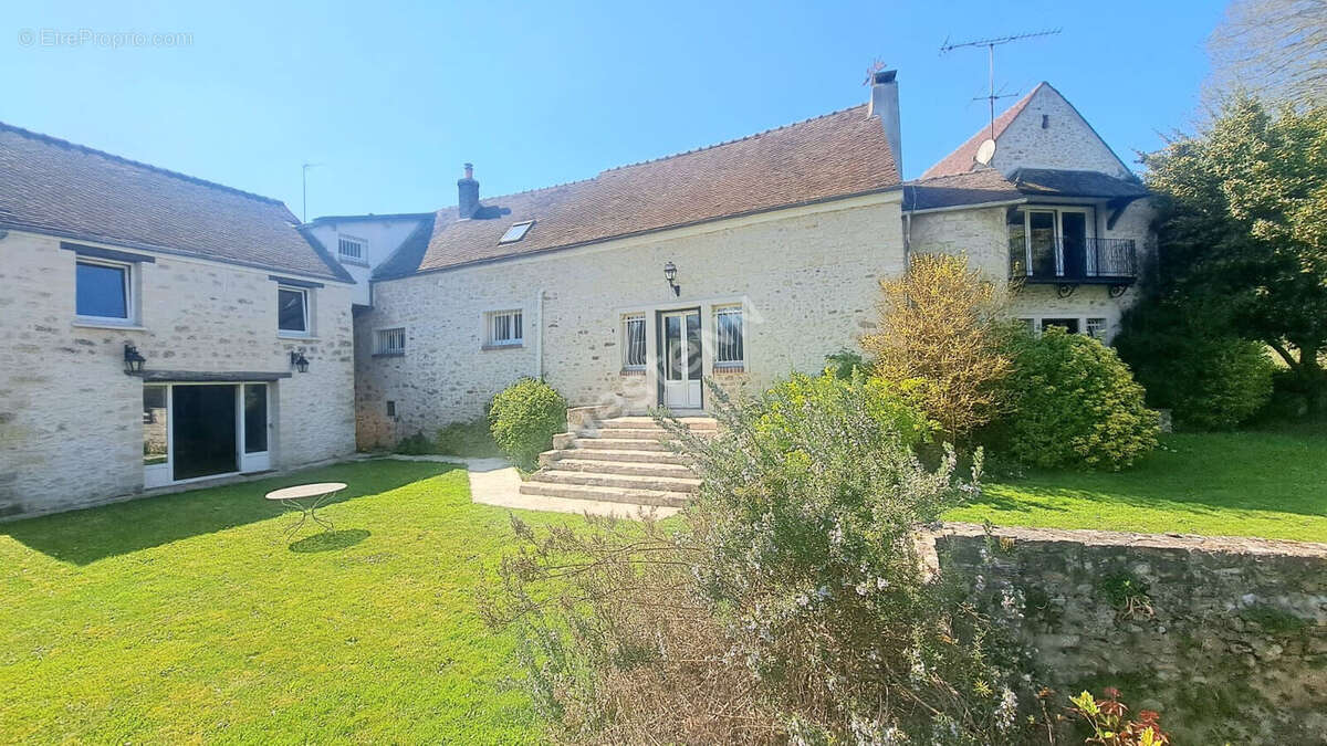 Maison à NOISY-SUR-OISE