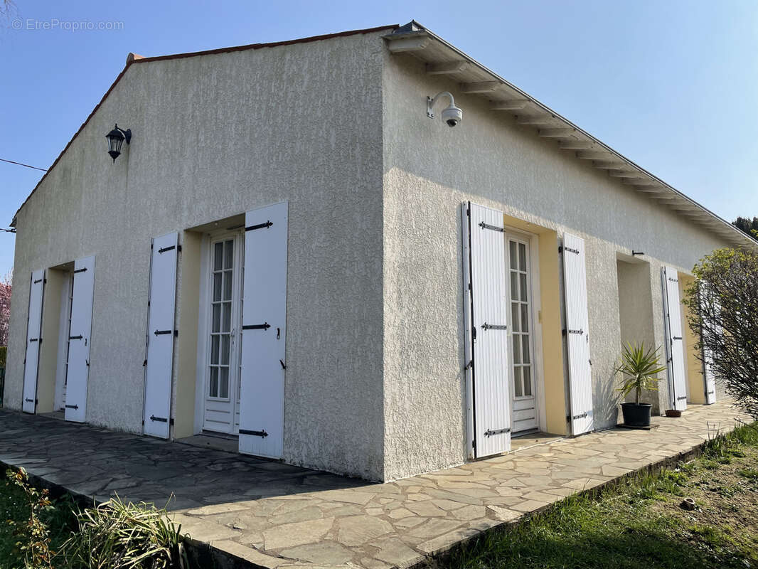 Maison à AIGREFEUILLE-D&#039;AUNIS