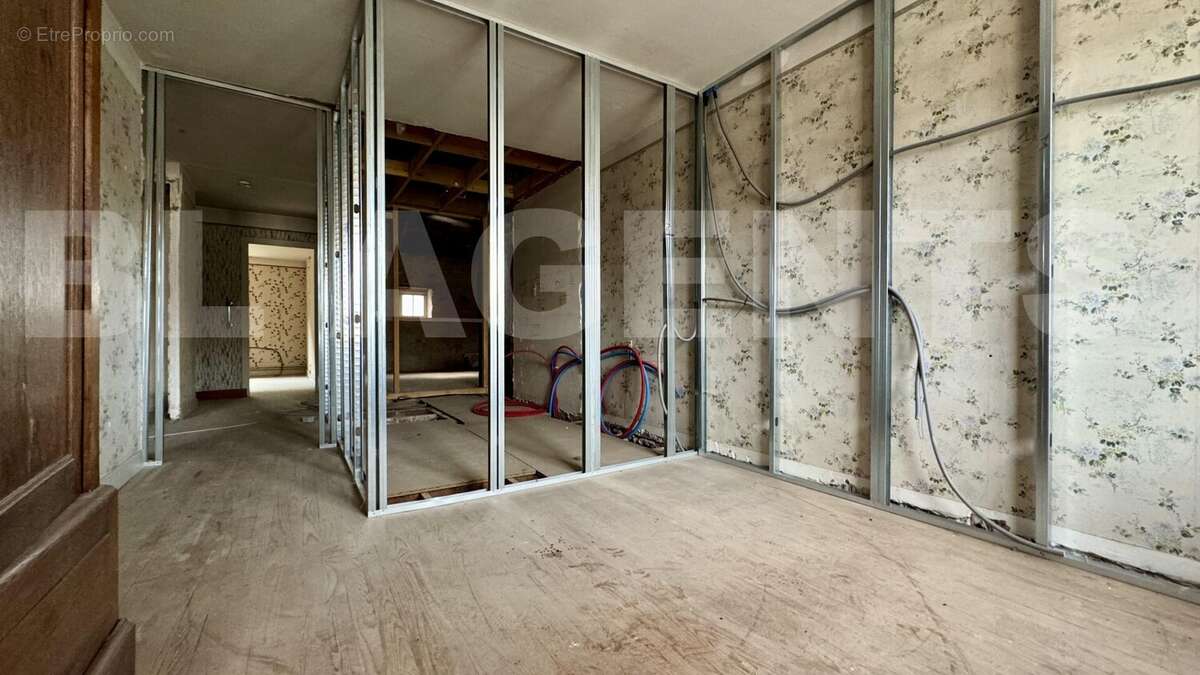 IMG_5181 - Maison à SAINT-AMAND-SUR-ORNAIN