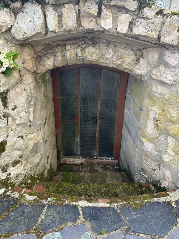 Maison à LESCHEROLLES
