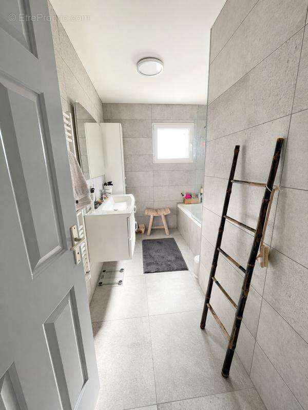 Maison à SAINT-MEDARD-EN-JALLES