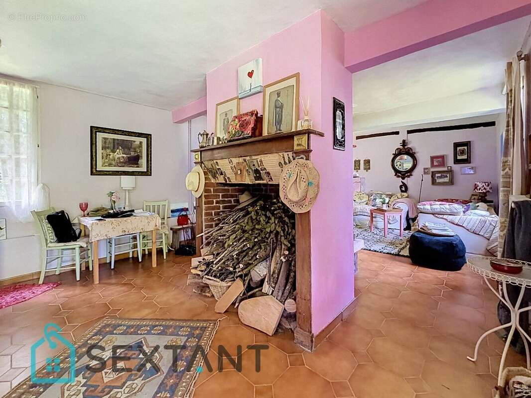 Maison de charme avec jardin dépendance et garage - photo 12