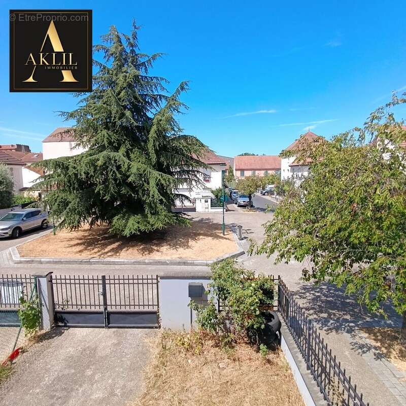 Maison 130 m² à Gennevilliers  - photo 7
