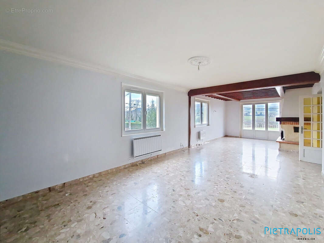 Maison à PONTCHARRA-SUR-TURDINE