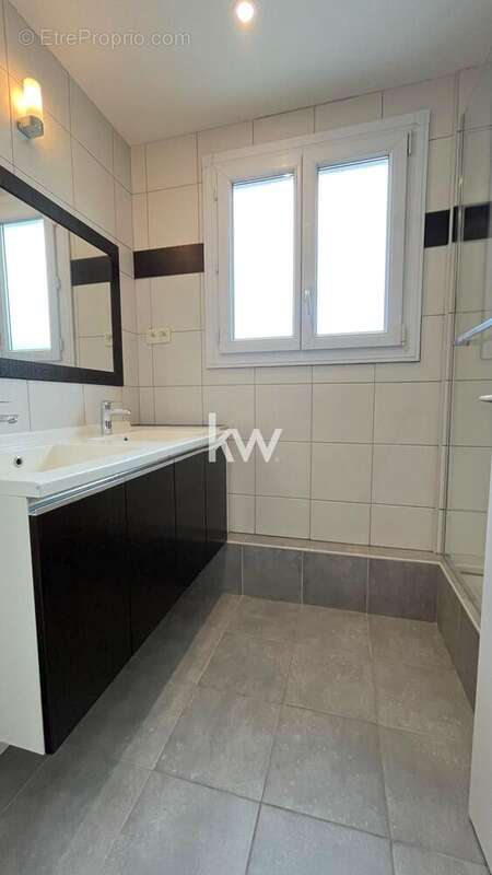 Maison à COURCOURONNES