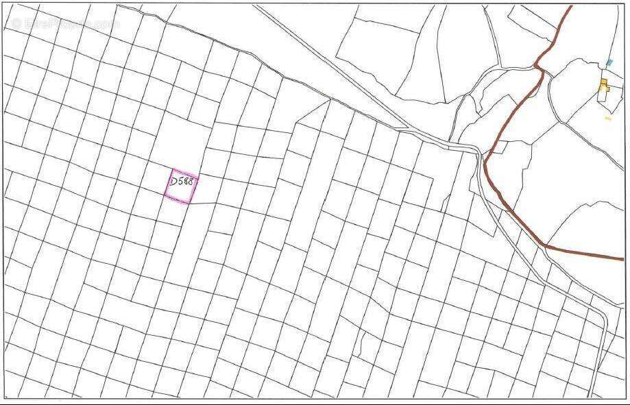   - Terrain à CHATEAUDOUBLE