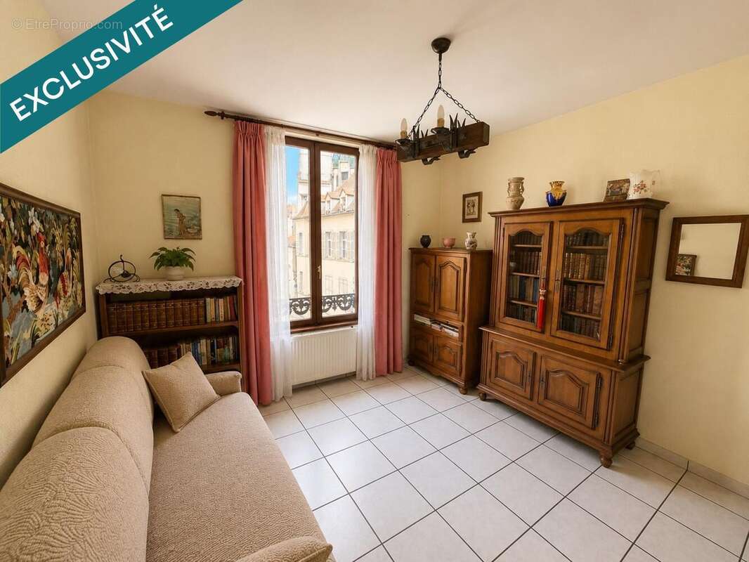 Appartement 61 m² à Vichy  - photo 3