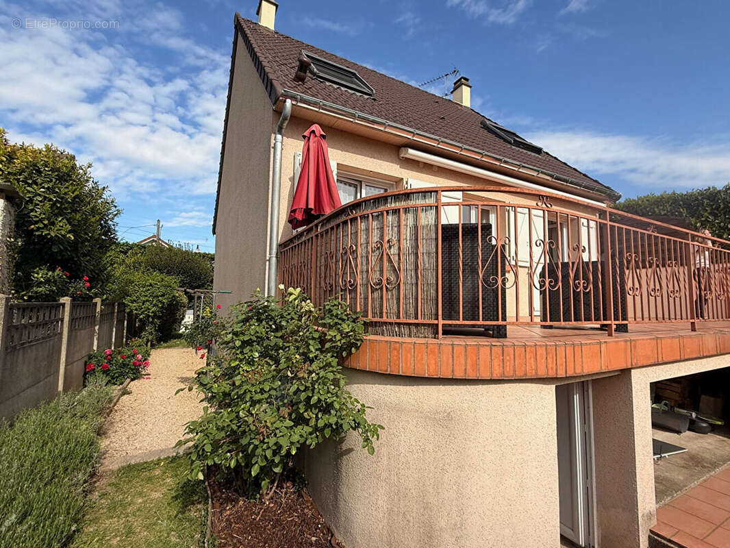 Maison à CHELLES