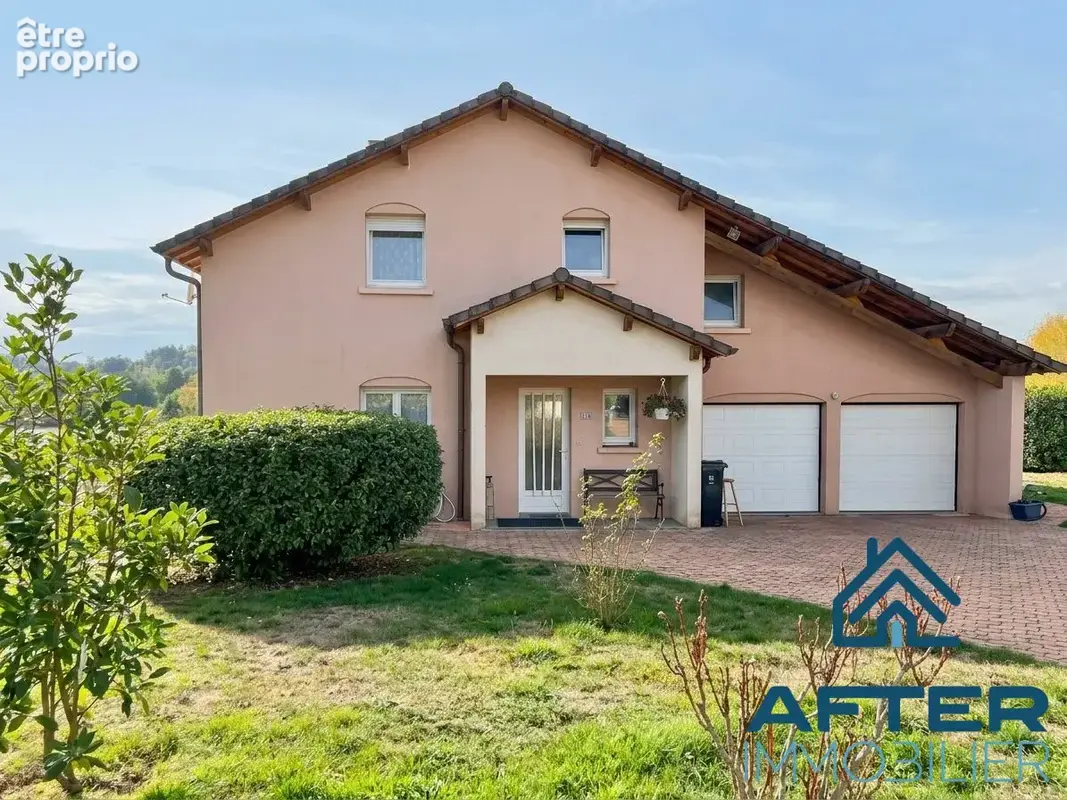 Photo Maison à La Voivre au prix de 219 000€
