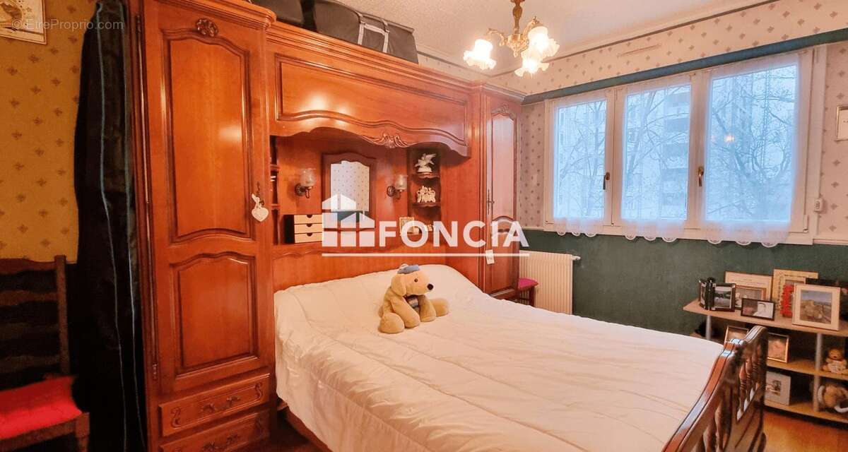 Appartement à LE PLESSIS-BOUCHARD