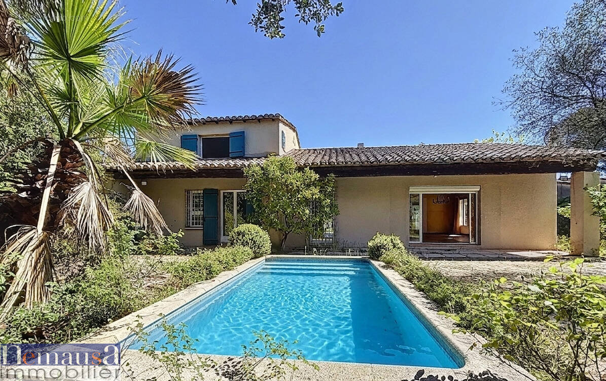 Maison à NIMES