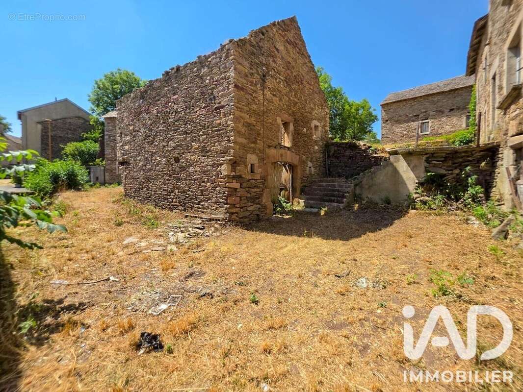 Maison 480 m² à Curan  - photo 5