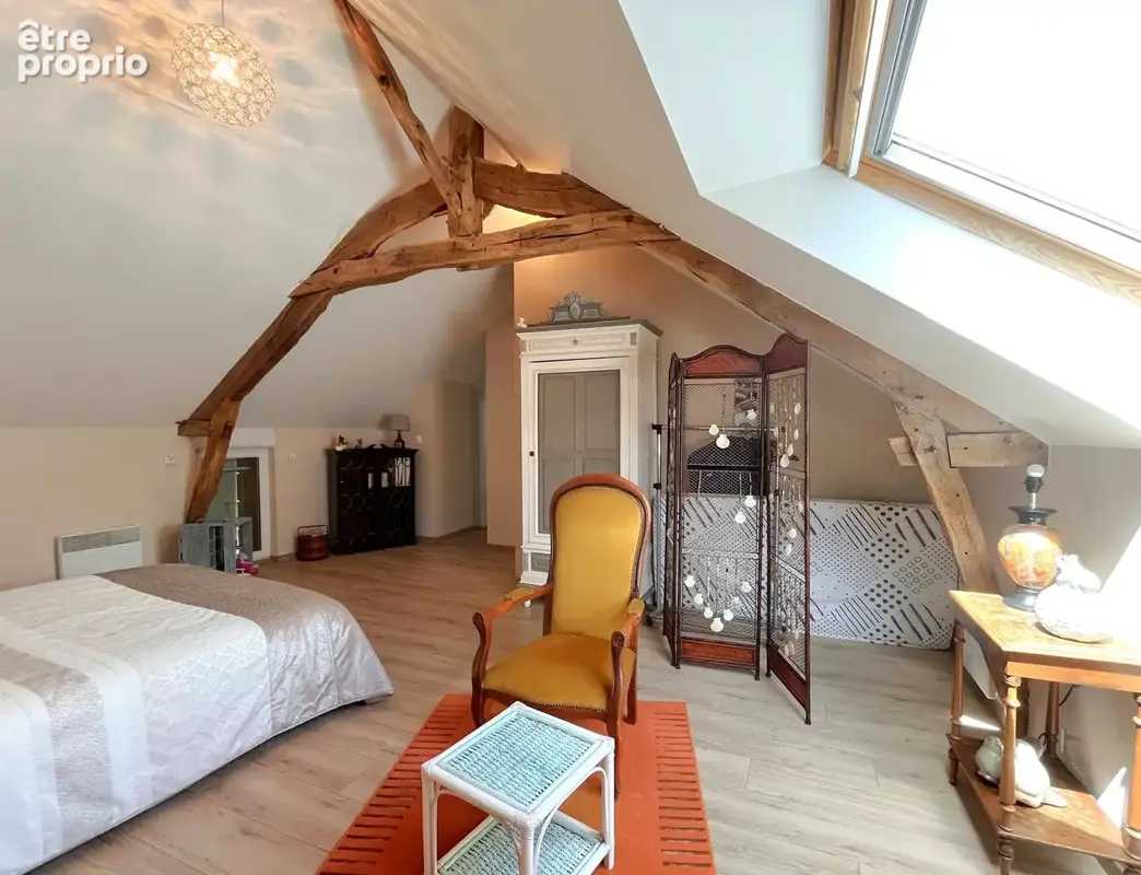 Maison en pierre de taille, viager occupé à CORDEMAIS - photo 18