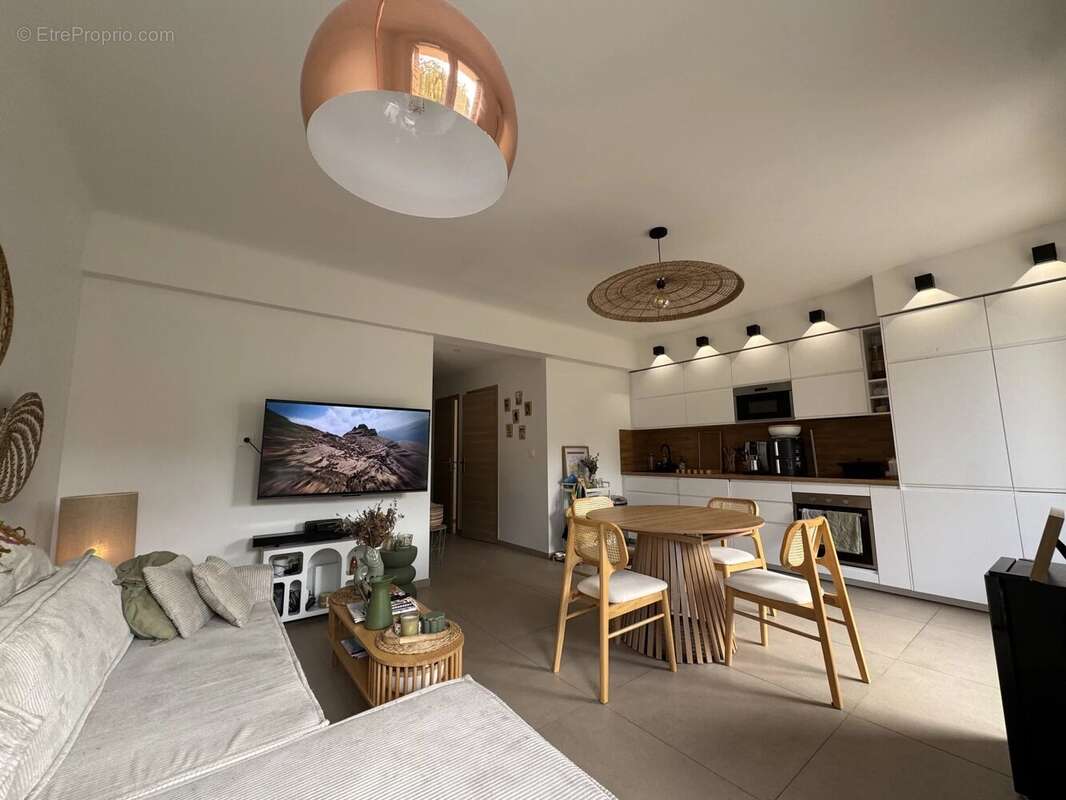Appartement à MARSEILLE-7E