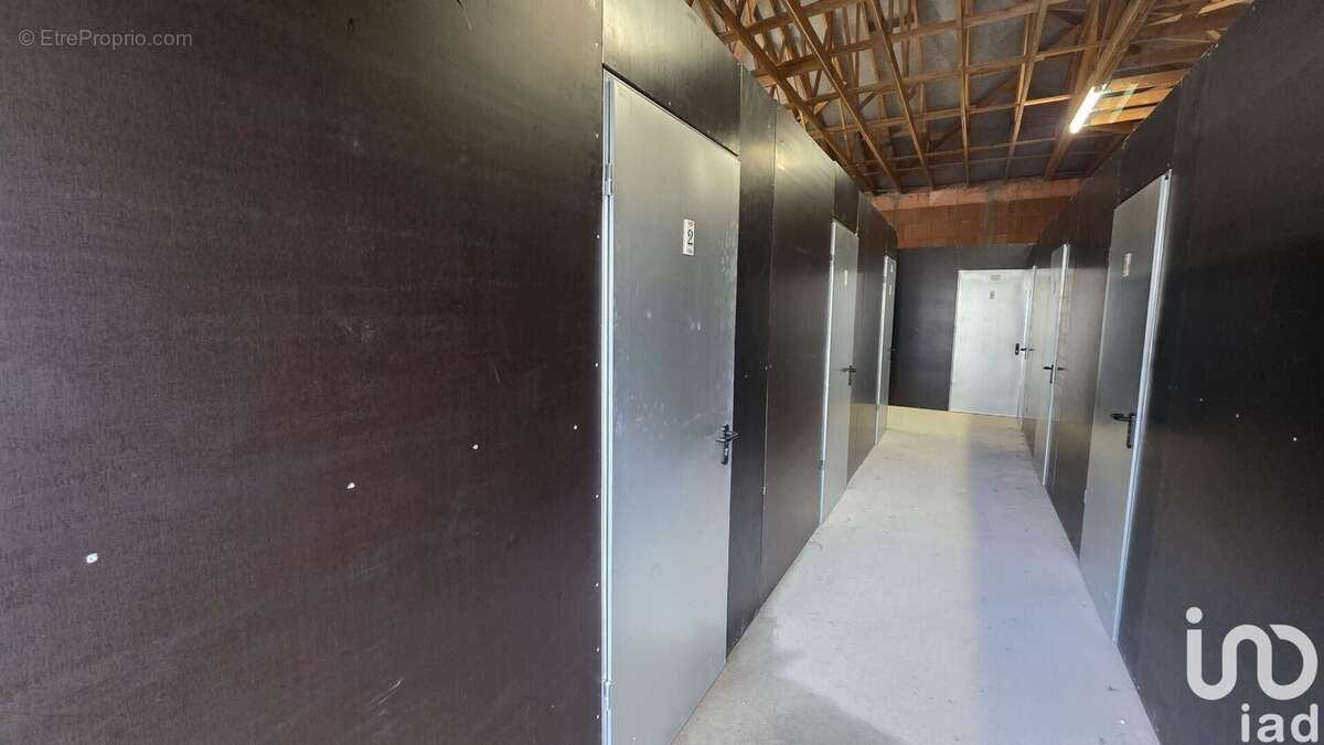 Photo 6 - Commerce à SAINT-MARTIN-D&#039;ARY