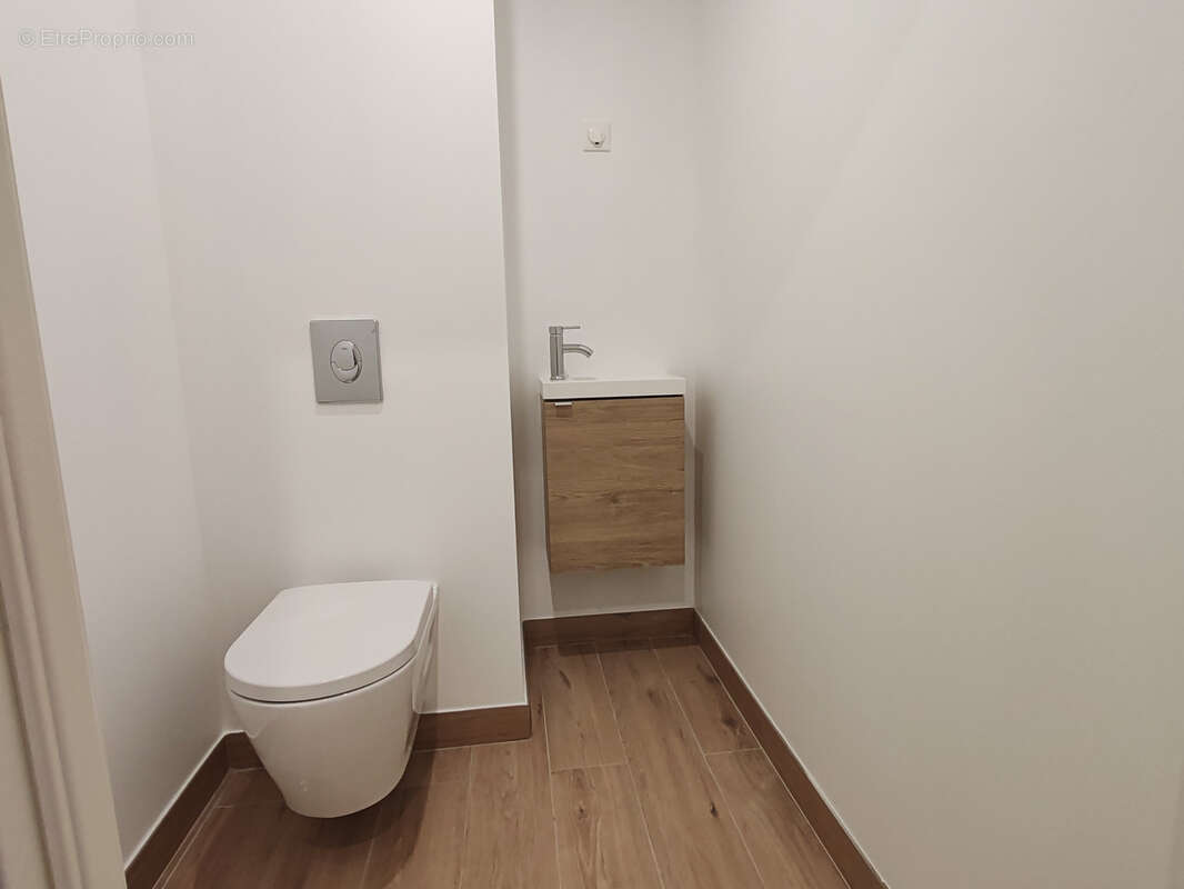 Appartement à LIVRON-SUR-DROME