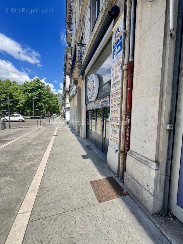 Commerce à GRENOBLE