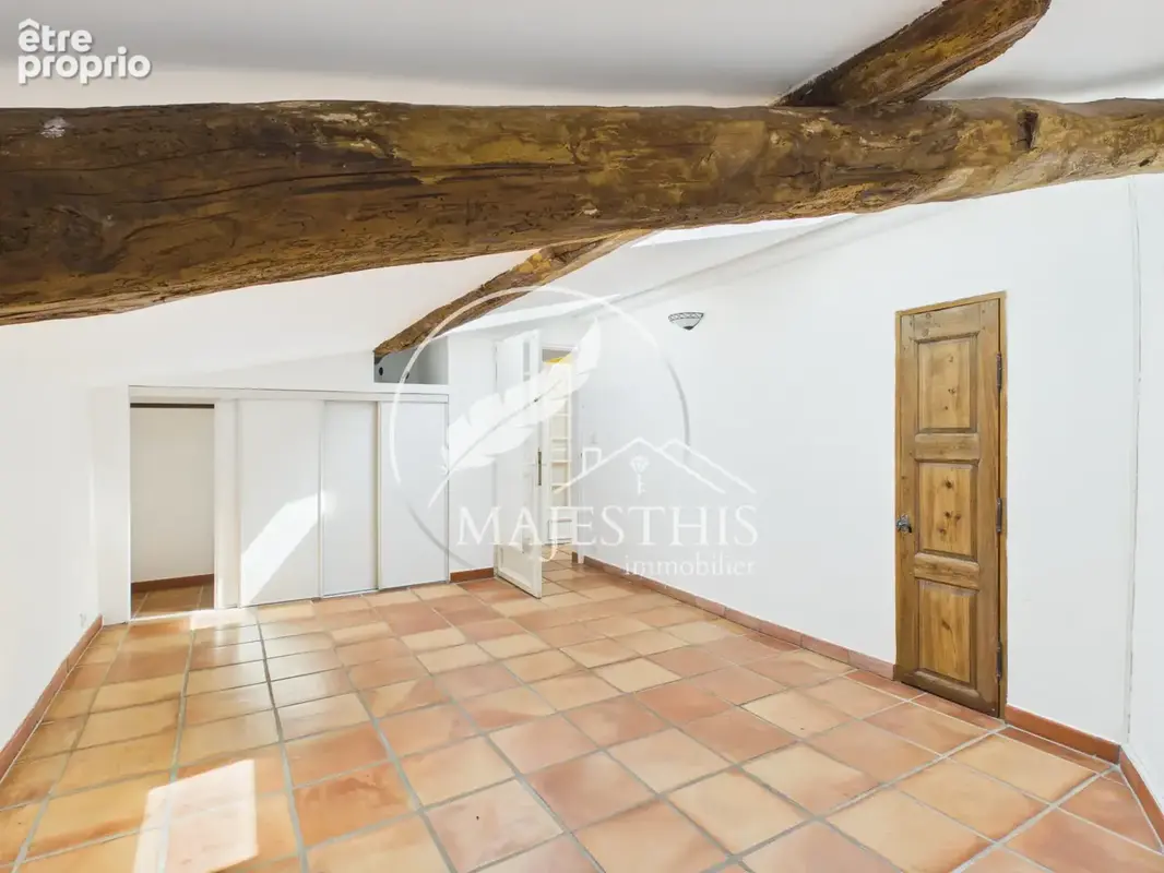 Puget-ville - immeuble (maison village) - t2 bis + t4 avec garage et terrasse - photo 20