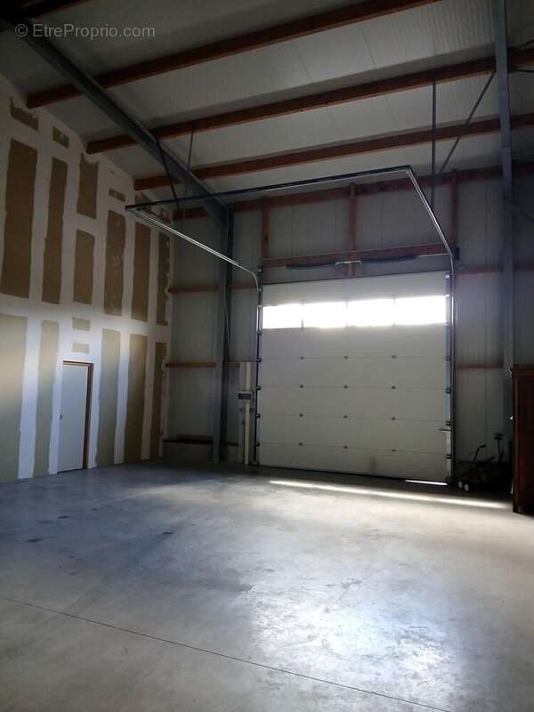 Commerce 273 m² à Plouigneau  - photo 3