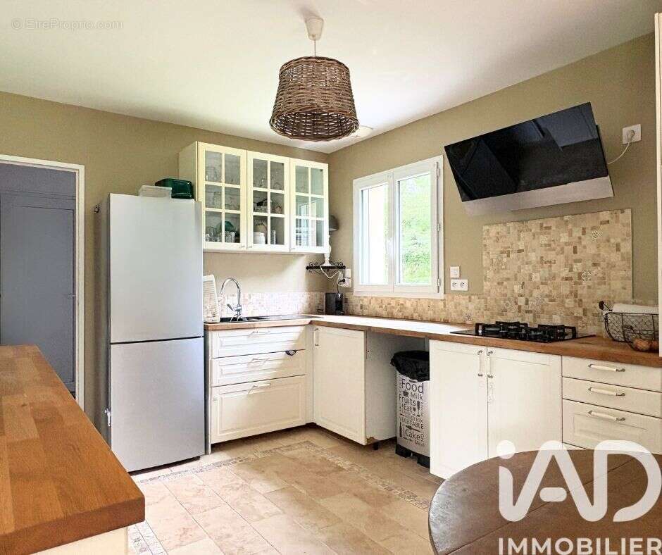 Maison 185 m² à Bourneville  - photo 8