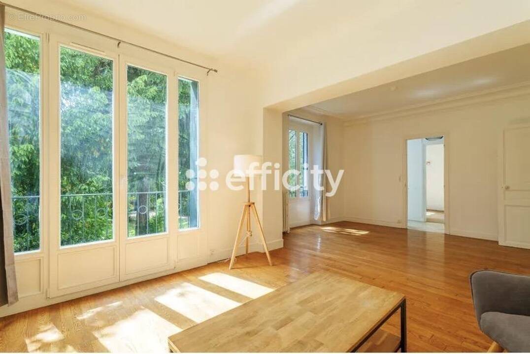 Maison à NEUILLY-PLAISANCE
