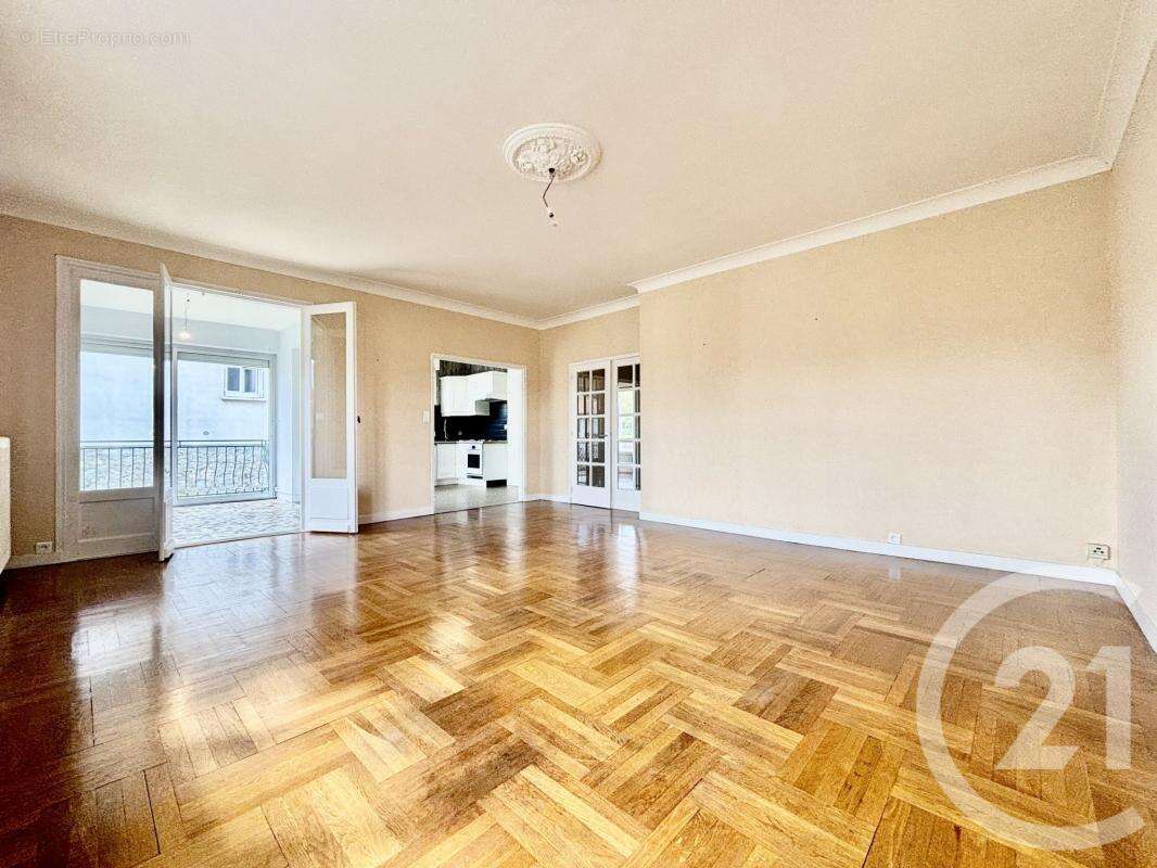 Maison 166 m² à Limoges  - photo 4