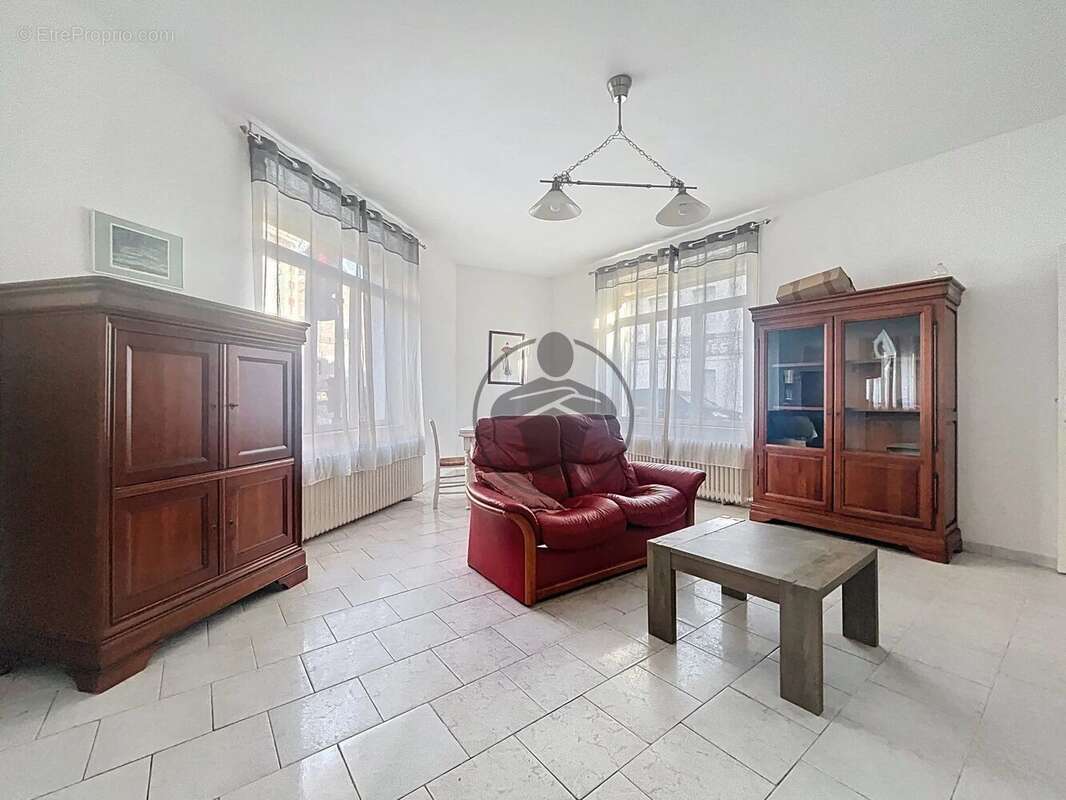 Maison à SAINT-QUENTIN