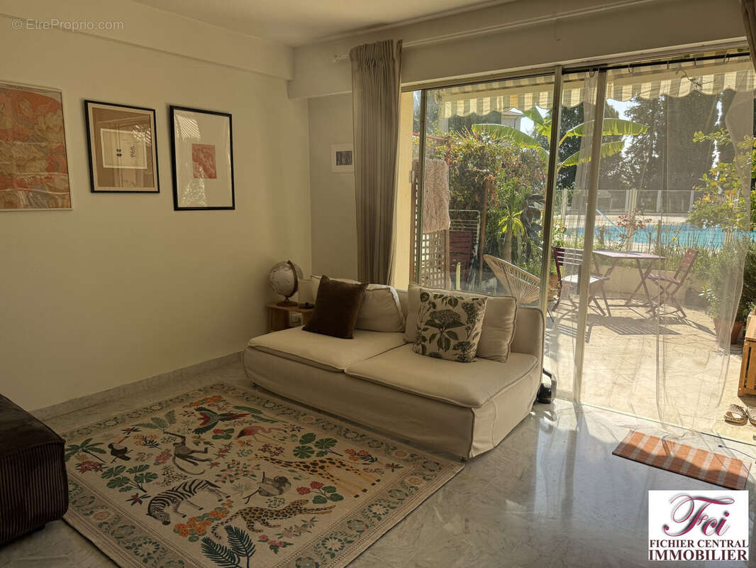 Appartement à MENTON