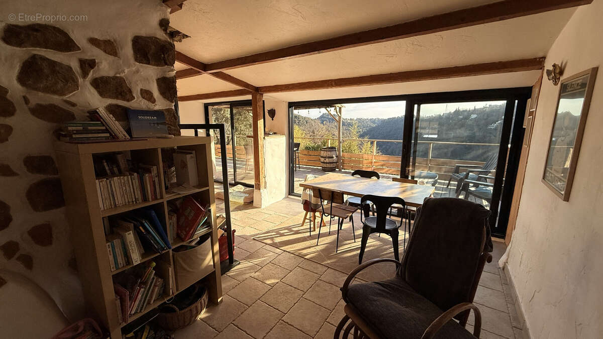 Maison à SAINT-JEANNET