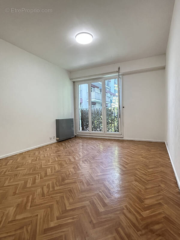 Appartement à LES ULIS