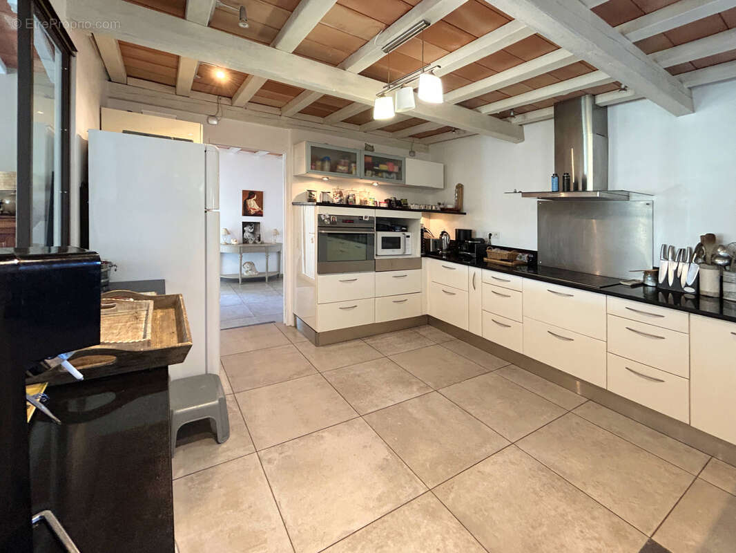 Maison à SAINT-QUENTIN-LA-POTERIE