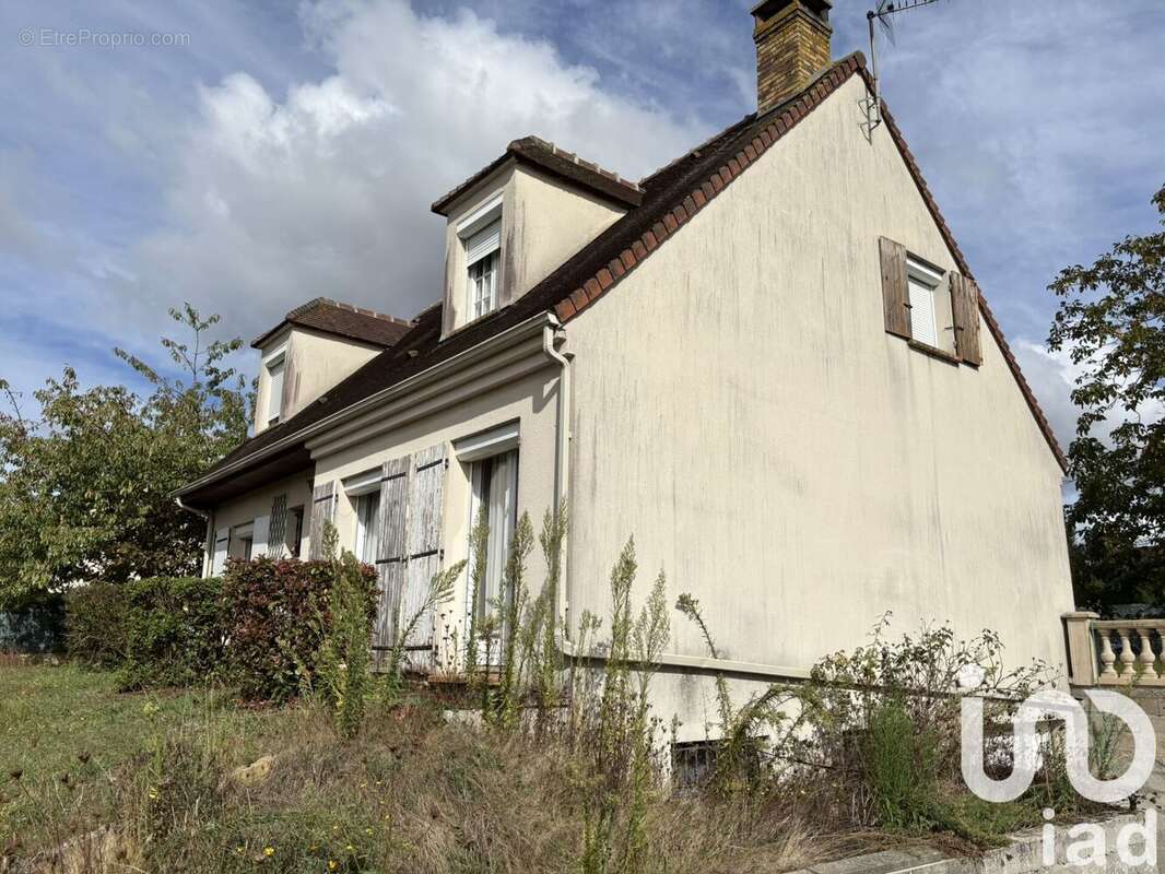 Photo 2 - Maison à RICHEBOURG