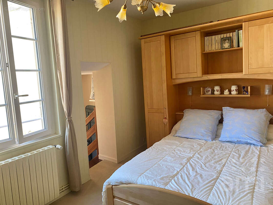 Maison Niort 7 pièce(s) 140 m2 - photo 8